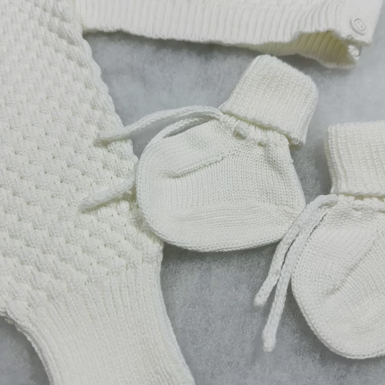 Cozy Baby Knitted Outfit – Pima Cotton Coming Home Set for newborn Gifts