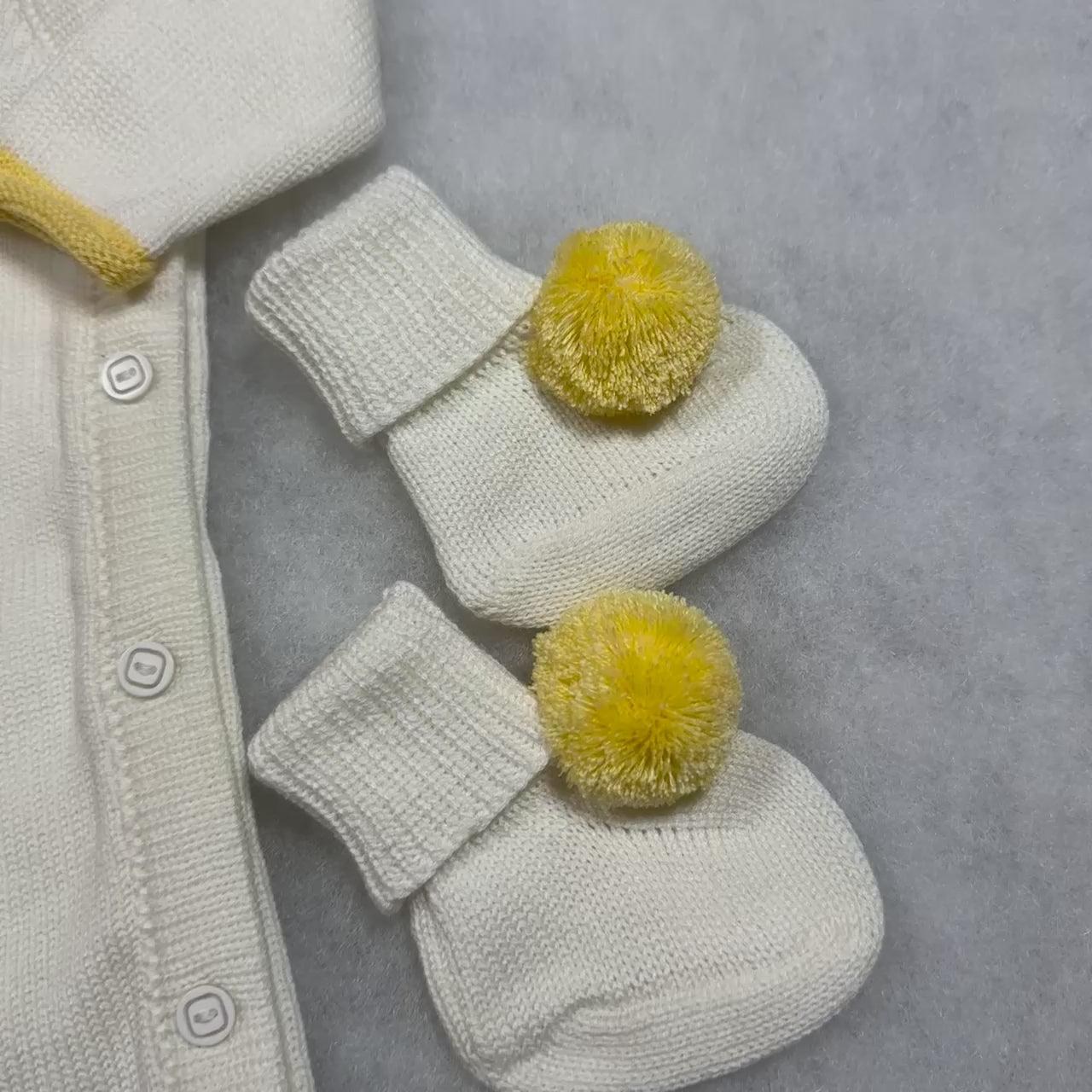 Bunny Knitted Coming Home Outfit – Pima Cotton Newborn Gift Set for Baby Photoshoots